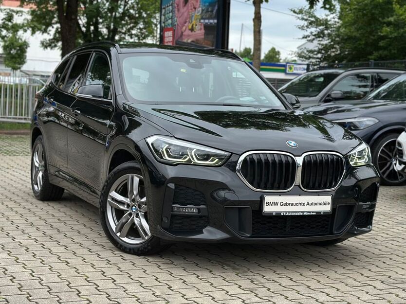 BMW X1 239.000 km 17.950 € München 81243