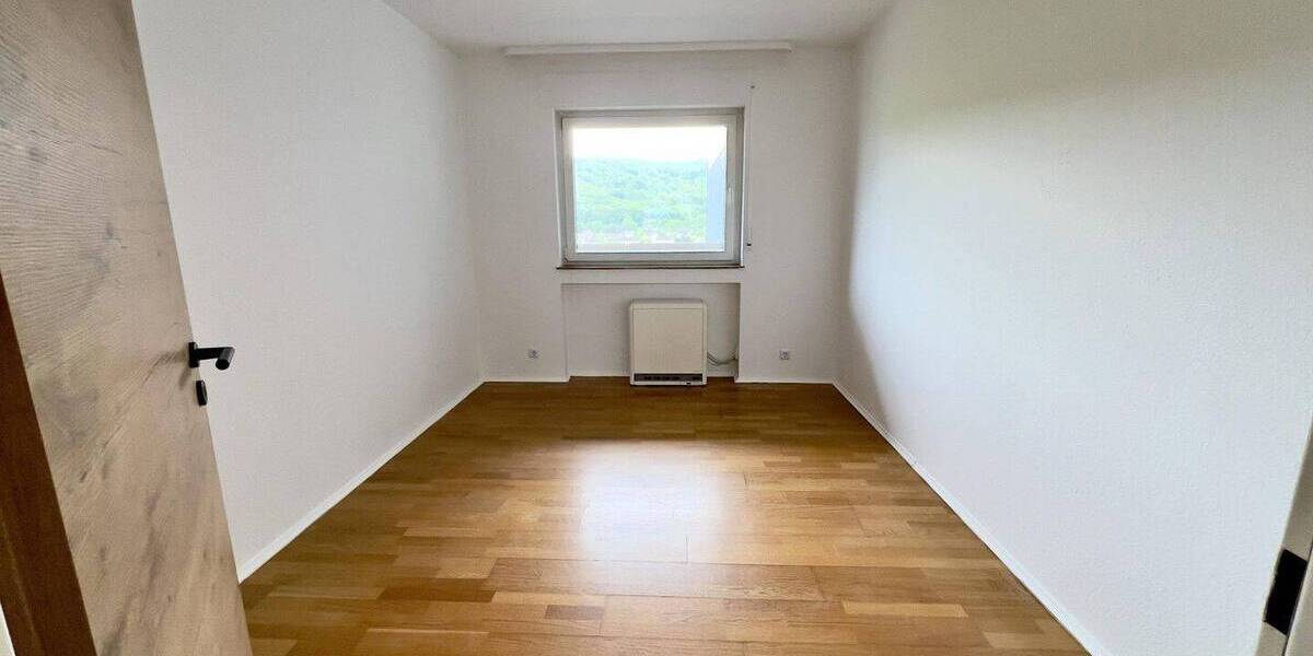 Etagenwohnung Gevelsberg Berge - 3 Zimmer, 81 m&sup2;, 815&euro; | Angebot:26686218
