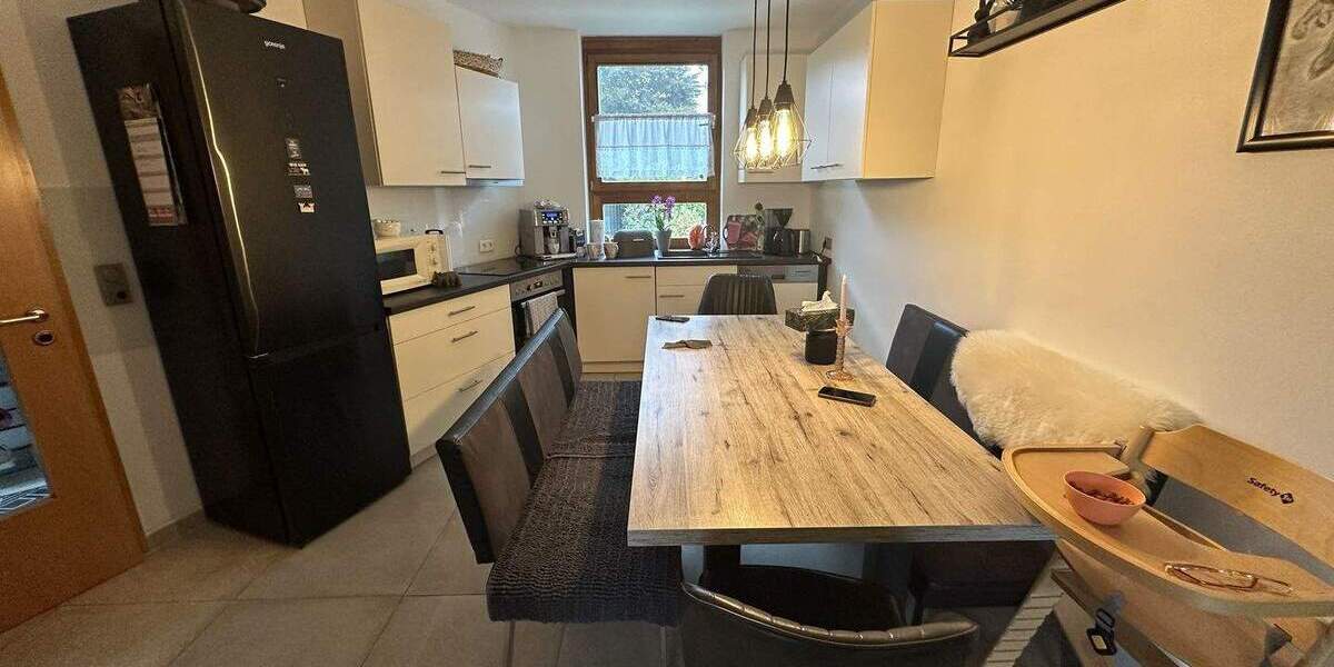 Etagenwohnung Fuldatal Simmershausen - 3 Zimmer, 82 m&sup2;, 240.000&euro; | Angebot:25567380