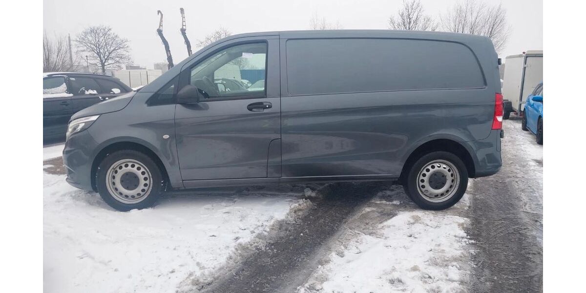 Mercedes-Benz Vito 402.600 km 11.500 &euro; Frankfurt am Main 65933