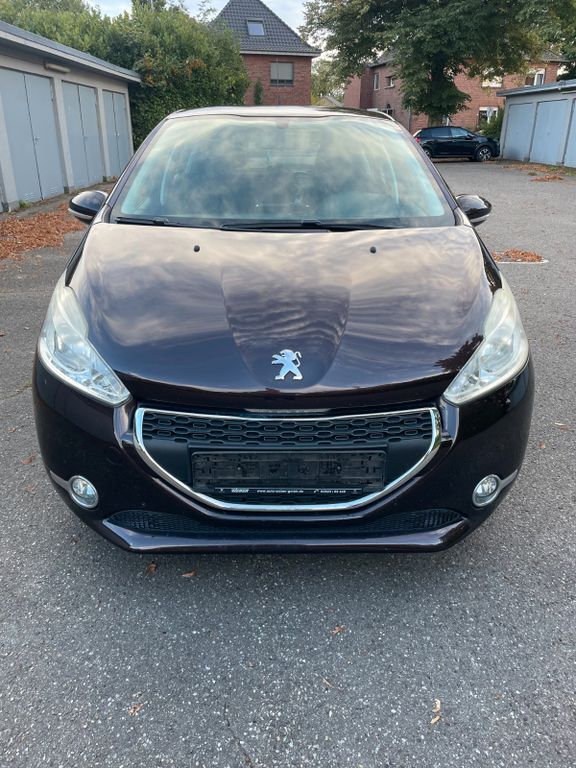 Peugeot 208 106.802 km 6.750 € Kleve 47533