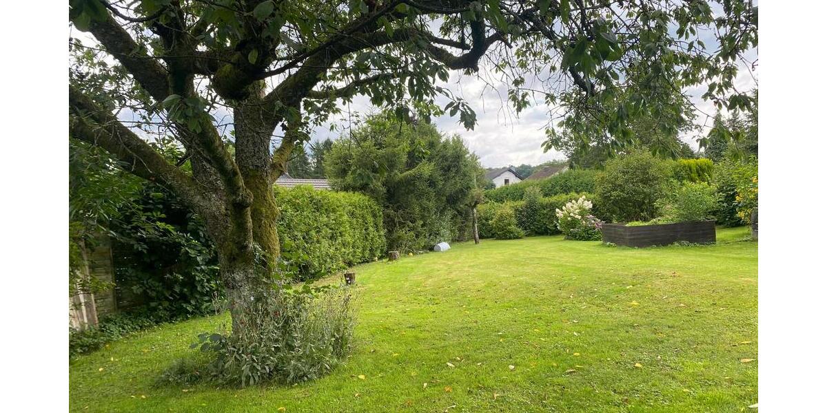 Platz für Ihre Ideen- Baugrundstück in bester, dörflicher Lage - Grundstück Ruppichteroth Ruppichteroth | Angebot:22068135