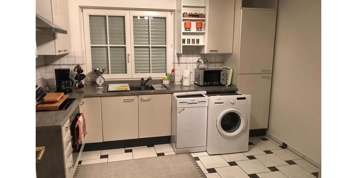 Dachgeschoßwohnung Bruchsal - 3.5 Zimmer, 117 m&sup2;, 1.250&euro; | Angebot:24984090