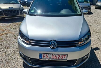 VW Touran 236.000 km 3.755 &euro; Dietersheim (Bei Eching) 85386