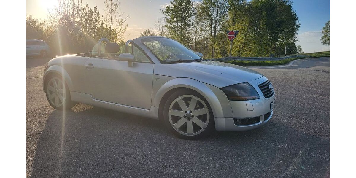 Audi TT 15.000 km 14.999 &euro; Kempten 87435