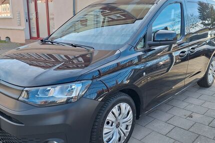 VW Caddy Maxi 170.890 km 19.990 &euro; Tangermünde 39590
