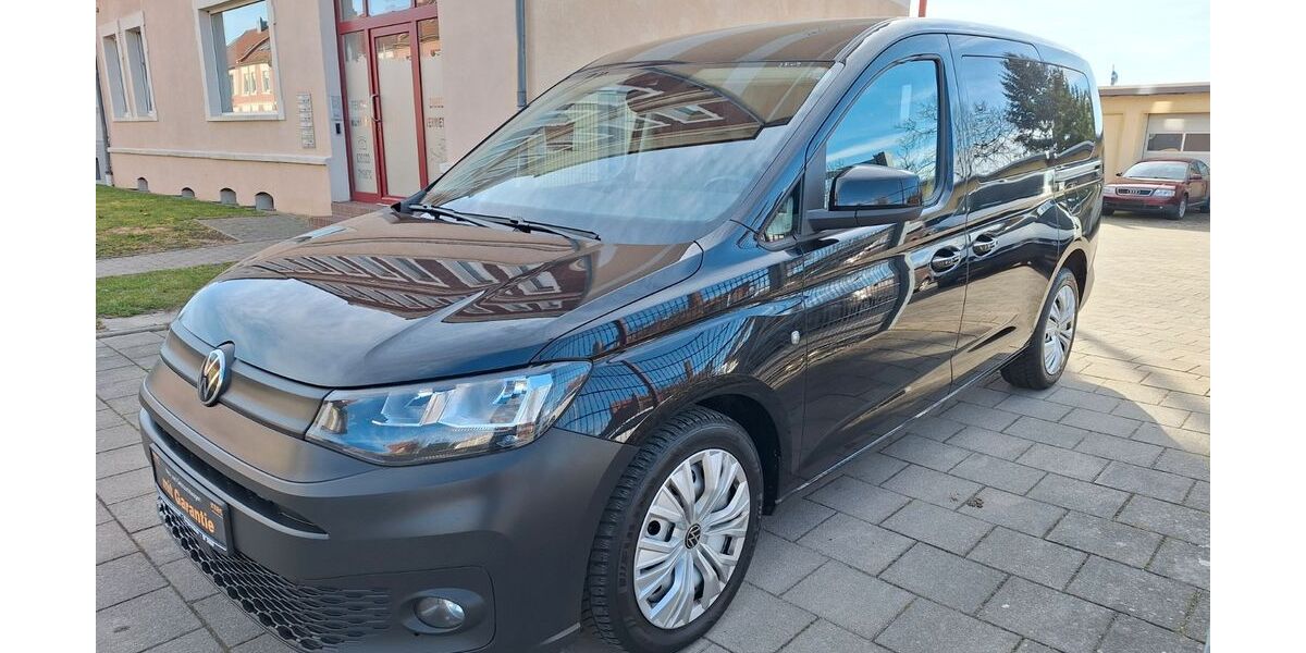 VW Caddy Maxi 170.890 km 19.990 &euro; Tangermünde 39590
