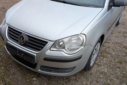 VW Polo 123.945 km 2.700 &euro; Kleve 47533