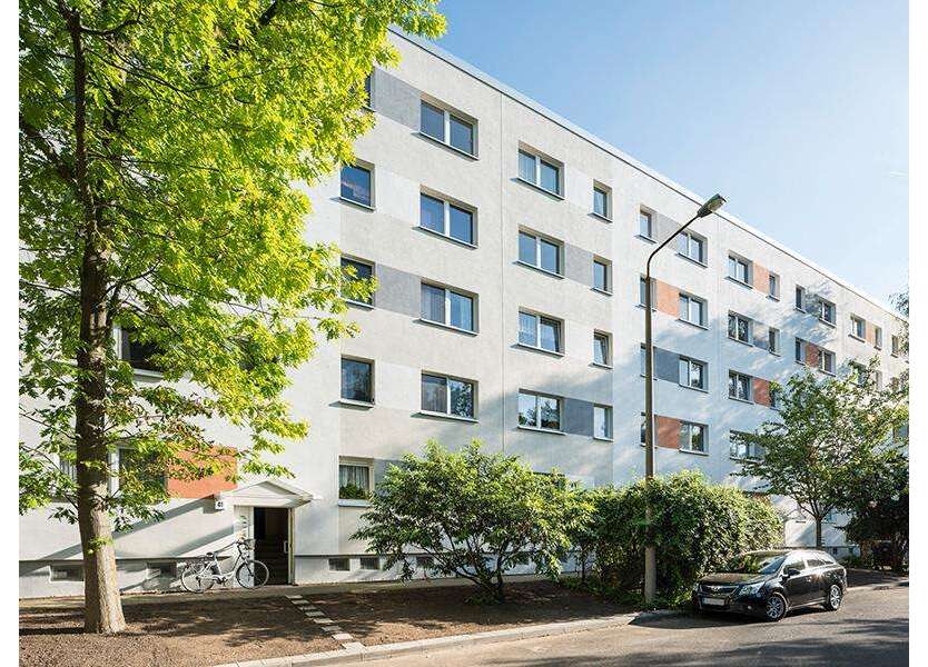 Wohnung zum Mieten in Halle (Saale) 380 € 57.31 m²