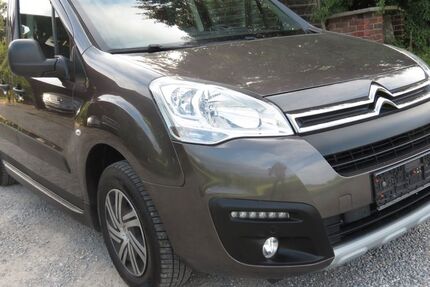 Citroen Berlingo 98.700 km 9.250 &euro; Rosenheim 83026