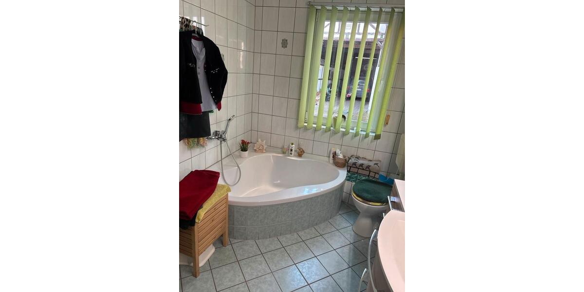 Mehrfamilienhaus, Wohnhaus Bad Langensalza - 6 Zimmer, 165 m&sup2;, 360.000&euro; | Angebot:26621836