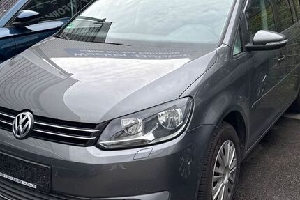 VW Touran 151.000 km 7.800 &euro; Sinsheim 74889
