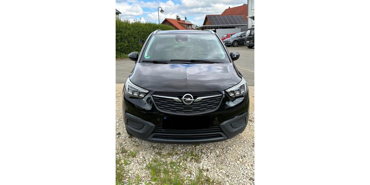 Opel Crossland (X) 88.898 km 10.800 &euro; Engstingen 72829