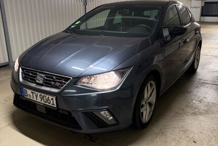 Seat Ibiza 112.000 km 13.490 &euro; Berlin 12353