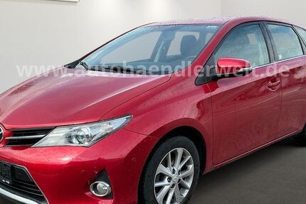 Toyota Auris 61.608 km 8.499 &euro; Brehna 06796