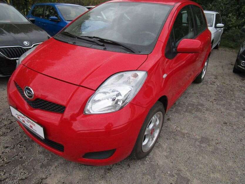 Daihatsu Charade 83.000 km 7.750 € Ilmenau 98693