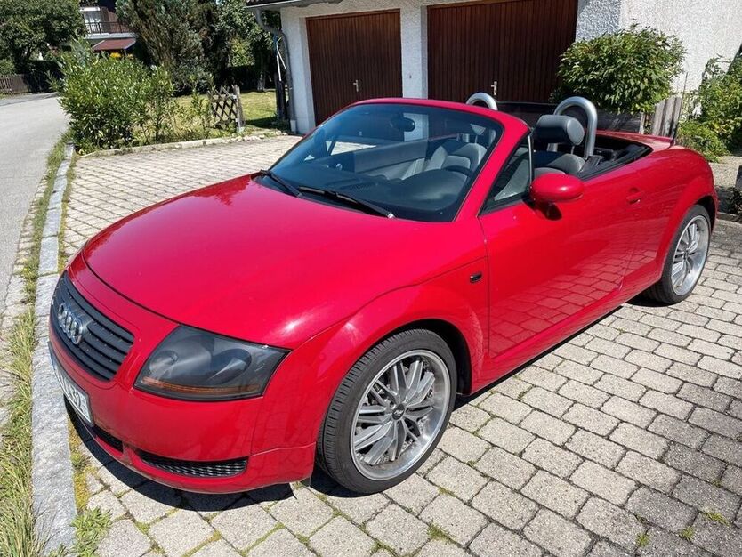 TT