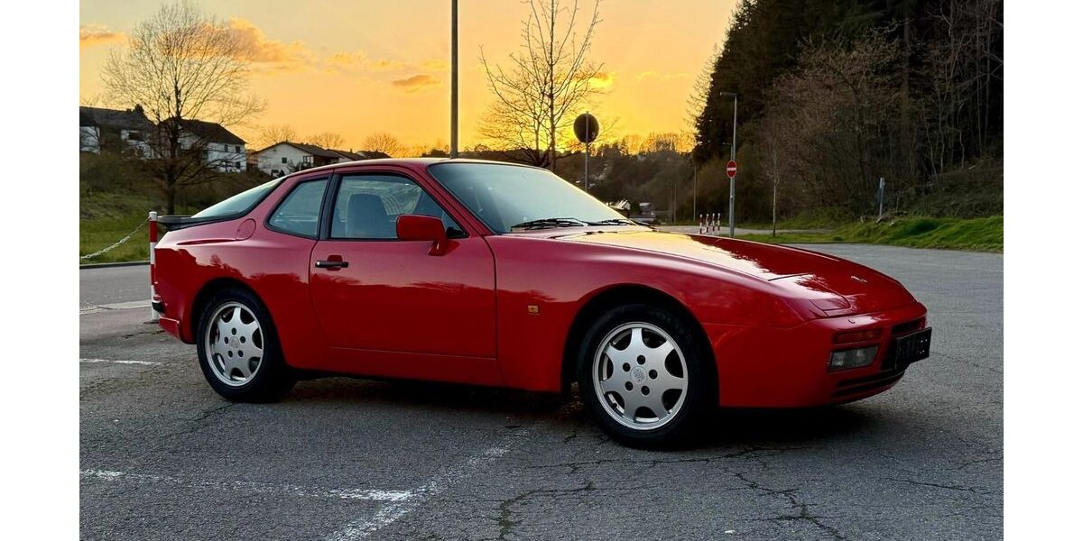Porsche 944 153.633 km 32.944 &euro; Schiffweiler 66578