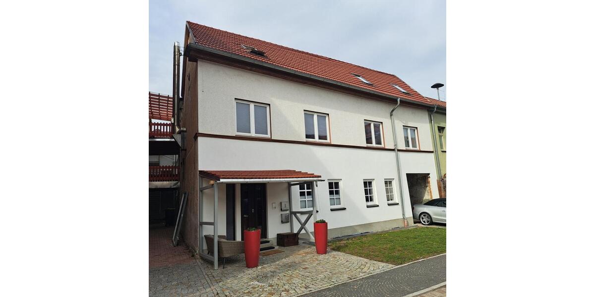 Etagenwohnung Waltershausen - 3 Zimmer, 110 m&sup2;, 850&euro; | Angebot:25961339