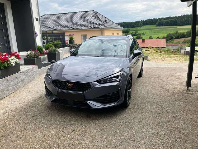 Cupra Leon 104.700 km 17.900 € Willmering 93497