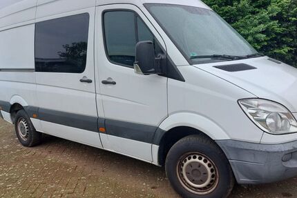 Mercedes-Benz Sprinter 209.000 km 12.500 &euro; Bakum 49456