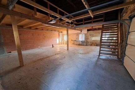 Halle in Weichs OT Aufhausen 1.310 € 131 m²