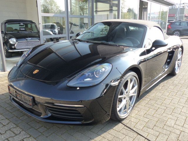 Porsche Boxster 20.000 km 66.900 &euro; Aachen 52070