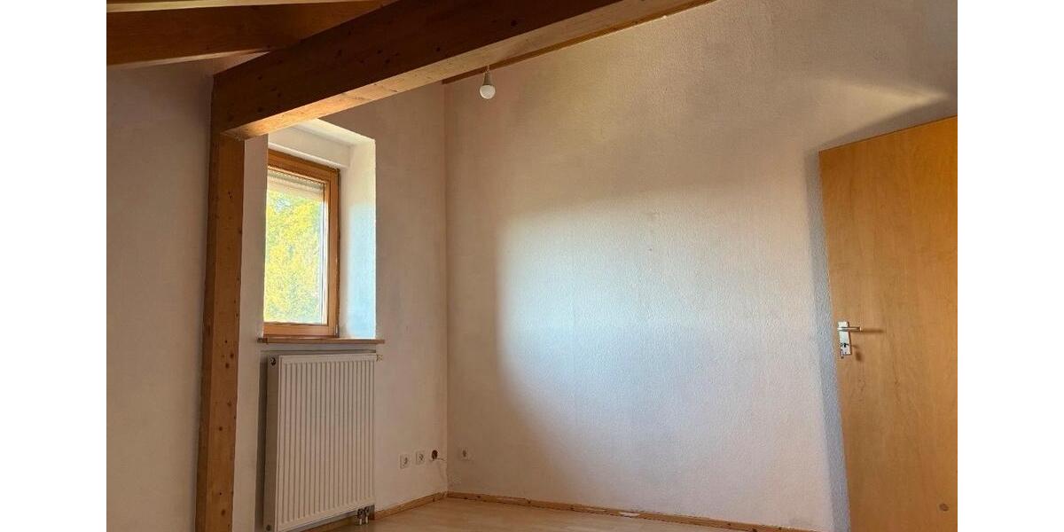 Mehrfamilienhaus, Wohnhaus Würzburg Dürrbachau - 13 Zimmer, 340 m&sup2;, 630.000&euro; | Angebot:26399413
