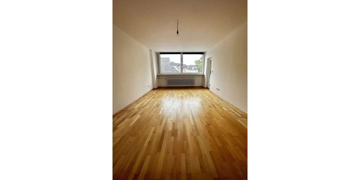 Wohnung zum Mieten in Frankfurt am Main 1.320 € 73 m² 3 zimmer