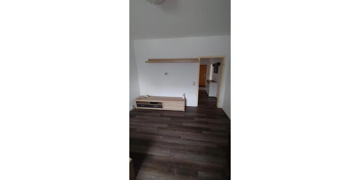 Dachgeschoßwohnung Calbe (Saale) - 2 Zimmer, 44 m&sup2;, 300&euro; | Angebot:27625788