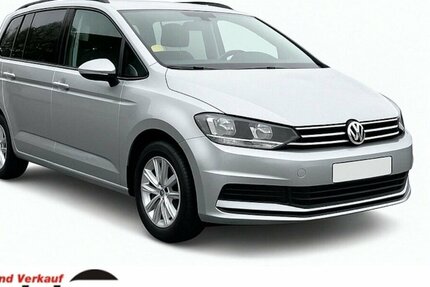 VW Touran 7 Sitze / Automatik / AHK / 1. Hd / Navi 110.000 km 24.490 € Mönchengladbach 41066