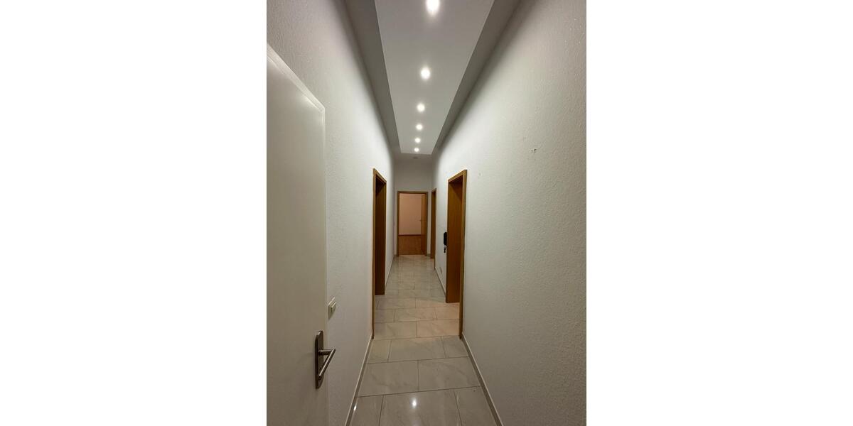 Etagenwohnung Ludwigshafen am Rhein Ludwigshafen-Hemshof - 3 Zimmer, 85 m&sup2;, 1.250&euro; | Angebot:26653145