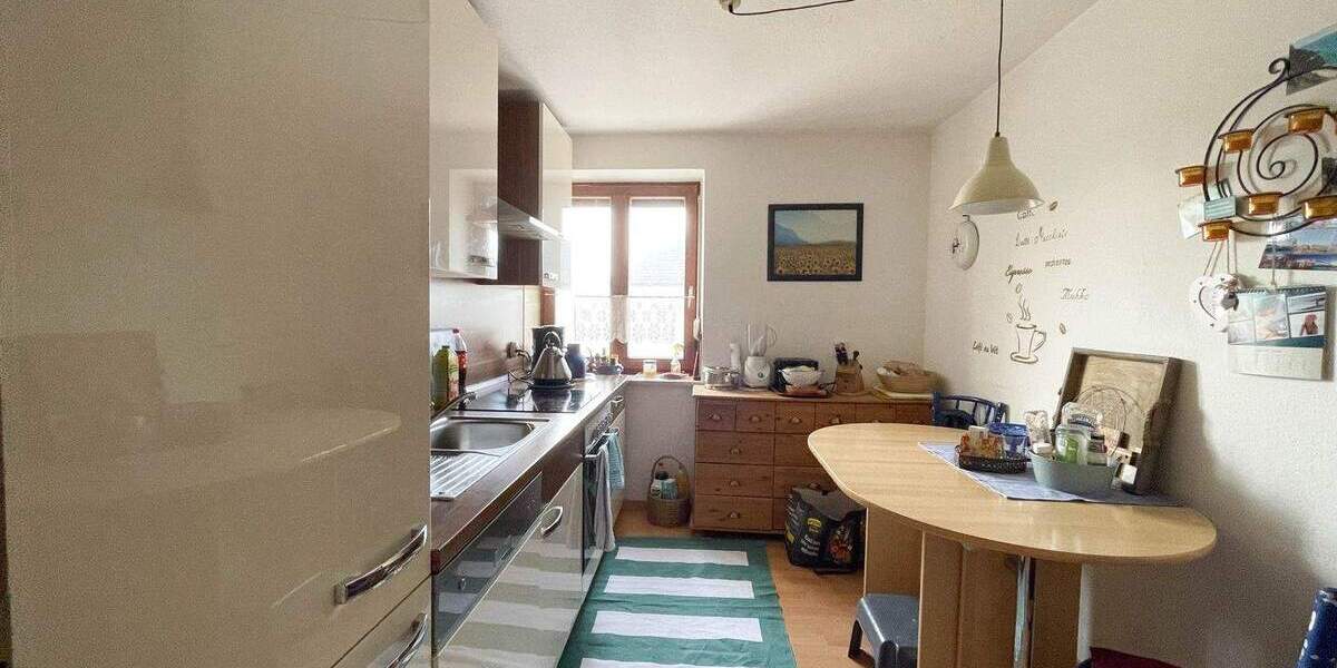 Etagenwohnung Altötting - 3 Zimmer, 77 m&sup2;, 199.000&euro; | Angebot:25676339