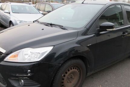 Ford Focus 228.400 km 999 € Tauberbischofsheim 97941