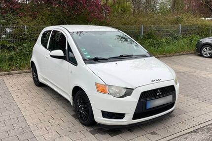 Mitsubishi Colt 174.600 km 1.900 &euro; Böblingen 71034