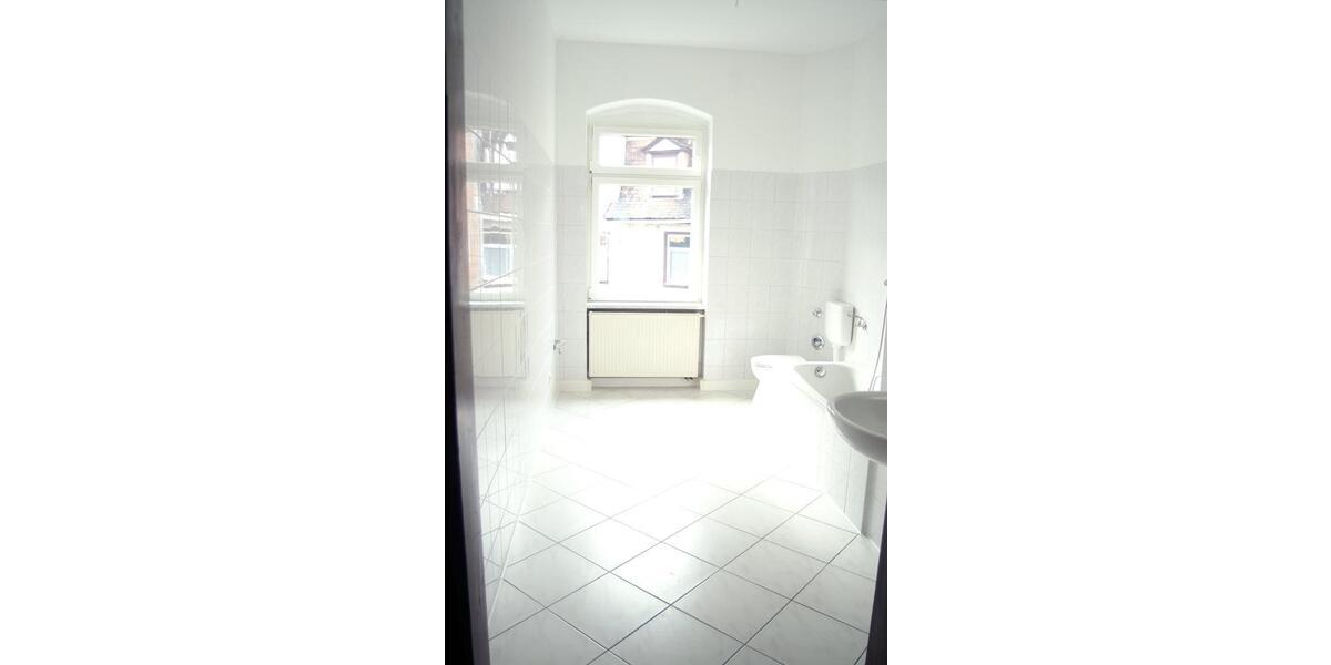 Etagenwohnung Arnstadt - 3 Zimmer, 106 m&sup2;, 650&euro; | Angebot:26413438