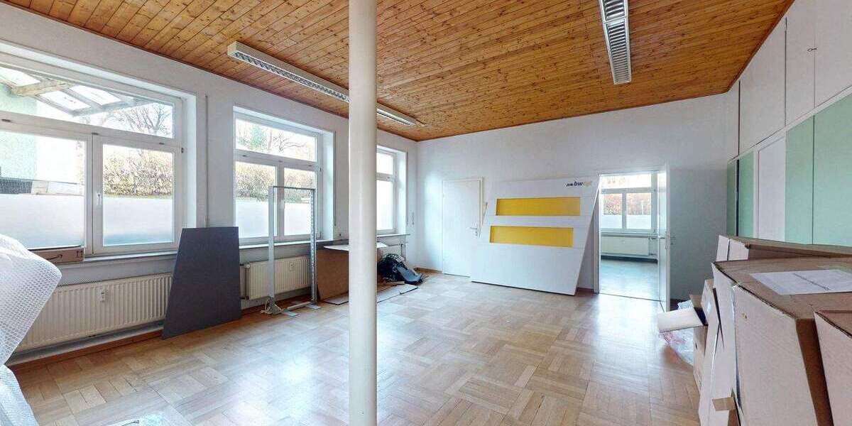 Wohn- und Geschäftshaus mit Gewerbe im EG und zwei großzügigen Wohnungen in Bahnhofsnähe zimmer