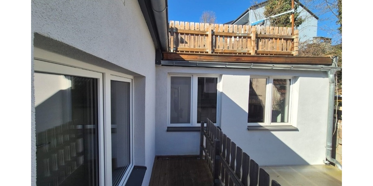 Umfangreich renoviertes Reihenhaus mit neuer Gasheizung in WiesenthalerhofErzhütte 4 zimmer