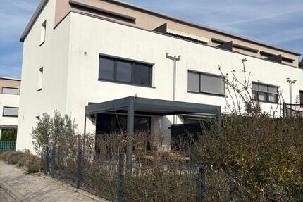 Wunderschönes Reihenendhaus 2min zur CH Grenze 5 zimmer