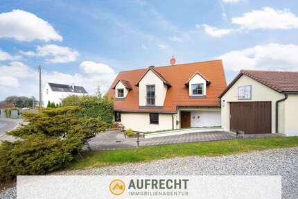 Haus zum Kaufen in Erdweg 599.800 € 122.12 m² 4 zimmer