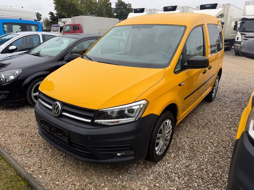 VW Caddy 122.300 km 18.990 € Nürnberg 90431
