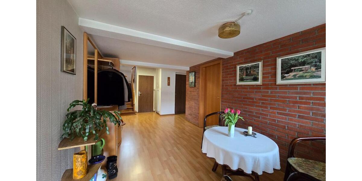 Bauernhaus, Landhaus Bad Mergentheim - 8 Zimmer, 221 m&sup2;, 196.000&euro; | Angebot:25126407