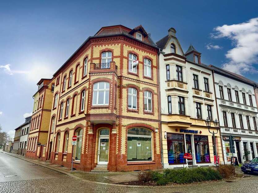 Haus zum Kaufen in Guben 245.000 € 490 m²