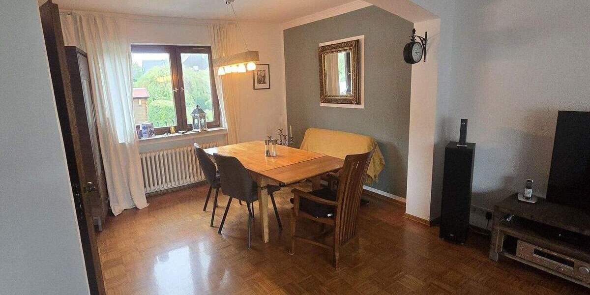 Gepflegter Bungalow mit Kamin und Sauna in ruhiger Lage 5 zimmer