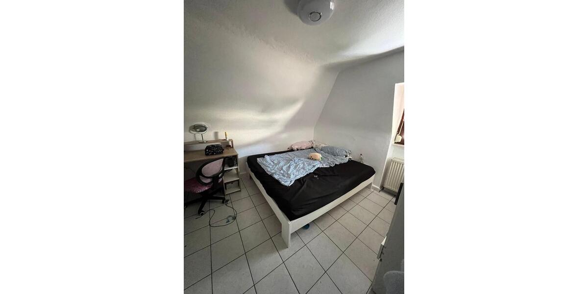 Doppelhaushälfte Pforzheim Eutingen - 8 Zimmer, 142 m&sup2;, 590.000&euro; | Angebot:26763496