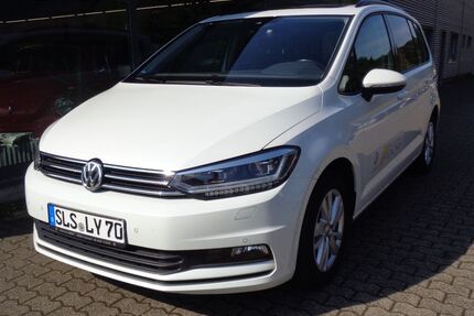 VW Touran 127.000 km 21.400 € Schmelz 66839