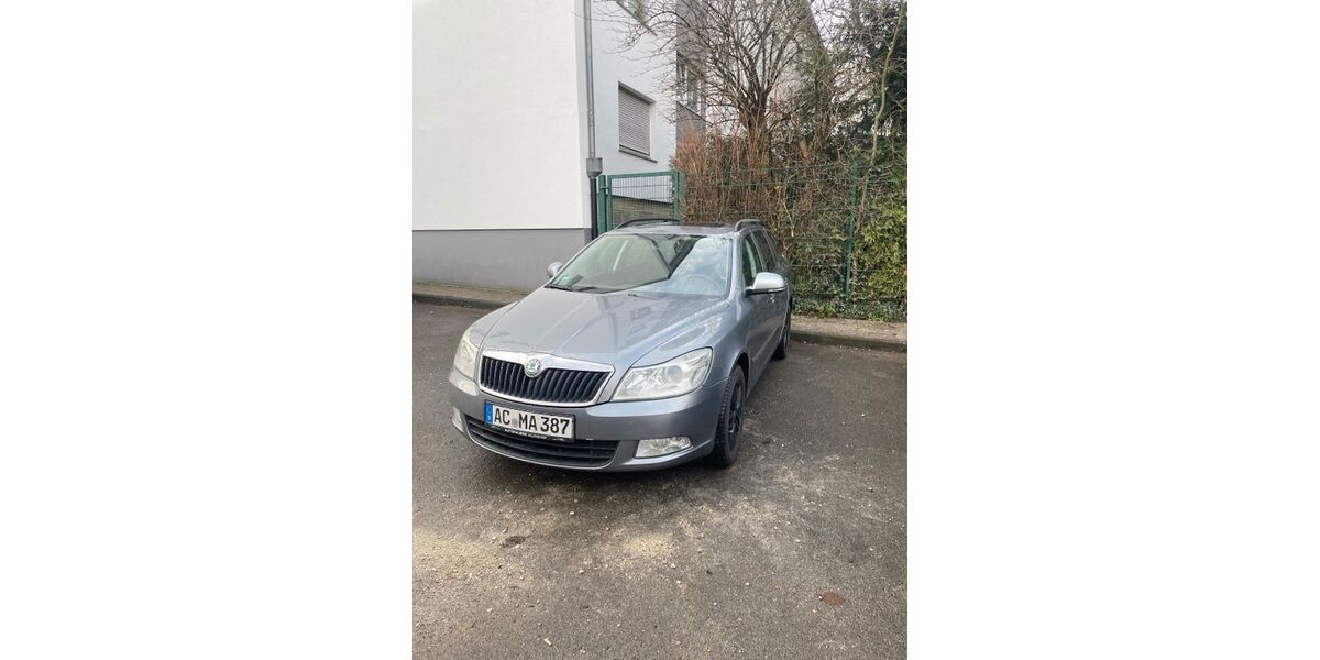 Skoda Octavia 232.500 km 3.600 &euro; Aachen-Brand 52078