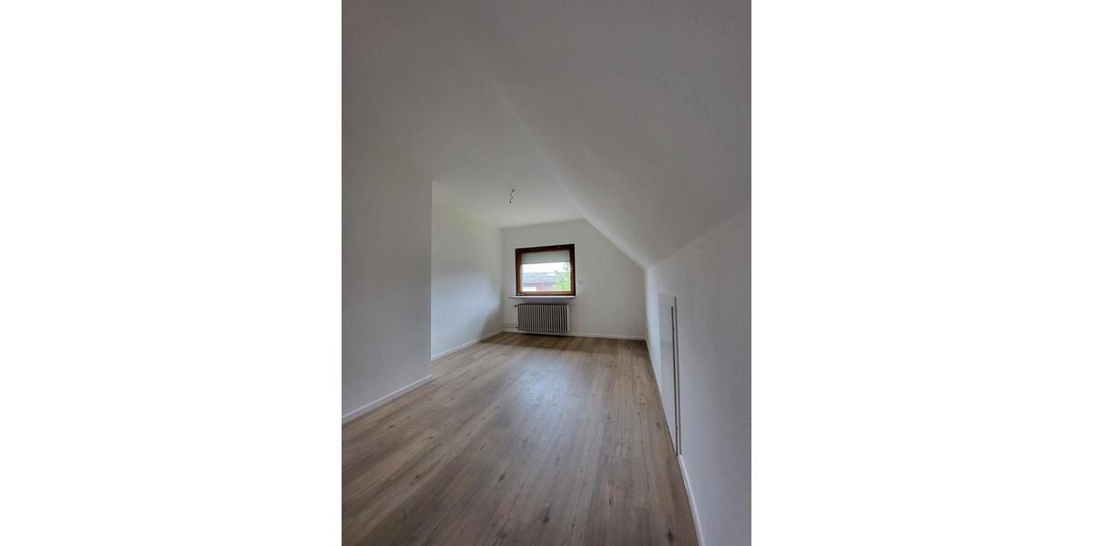 Einfamilienhaus Lübeck Sankt Jürgen - 6 Zimmer, 201 m&sup2;, 1.450&euro; | Angebot:26029451