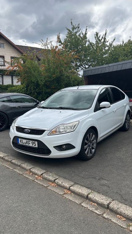 Ford Focus 239.000 km 950 € Neuhemsbach 67680