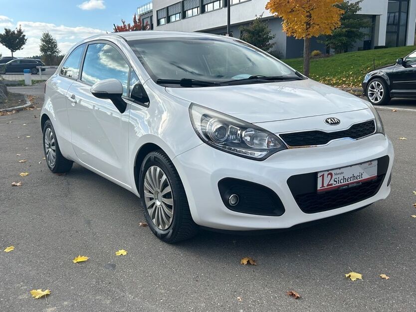 Kia Rio 140.000 km 5.100 € Villingen-Schwenningen 78052